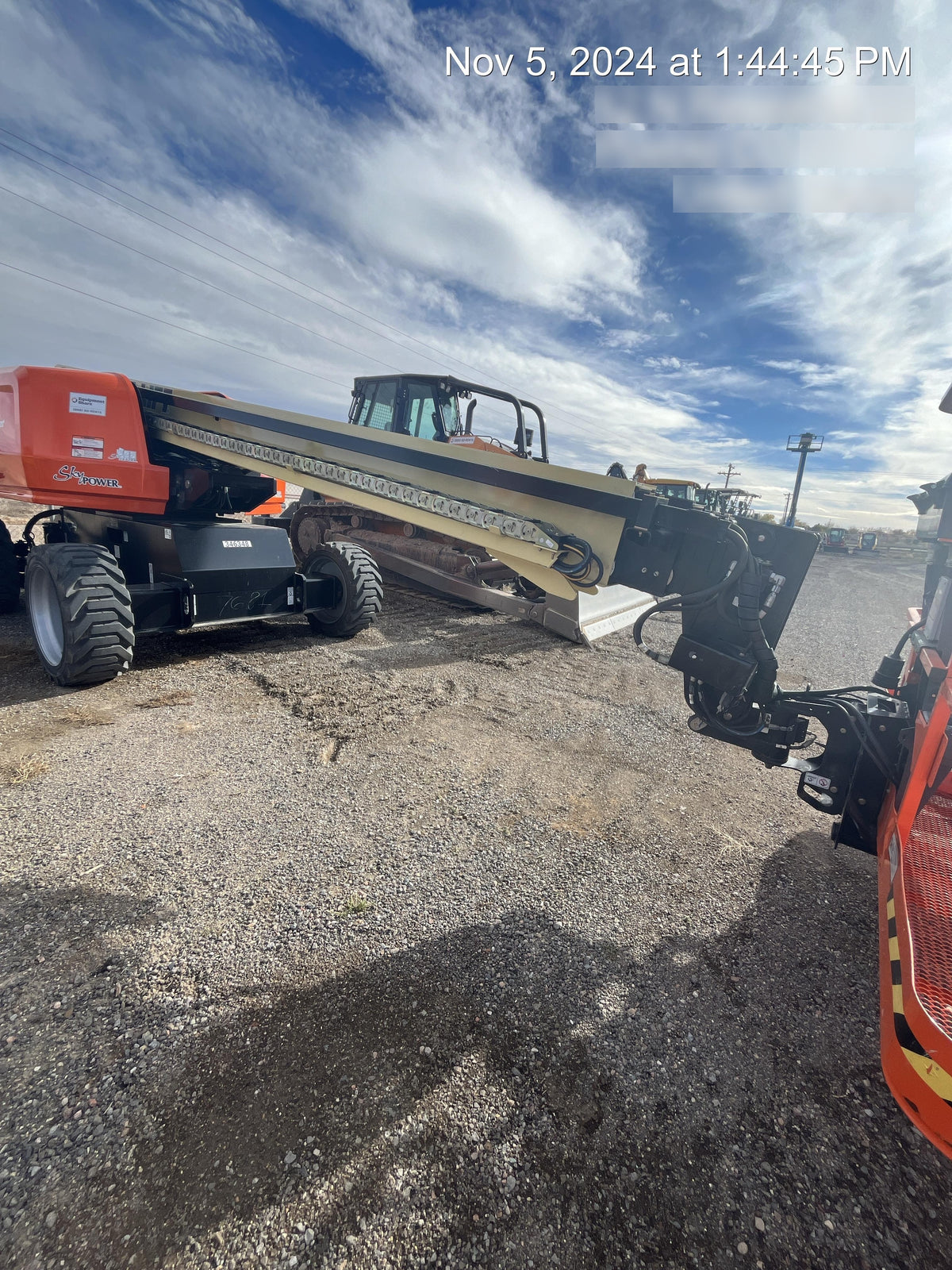 2023 JLG 600S