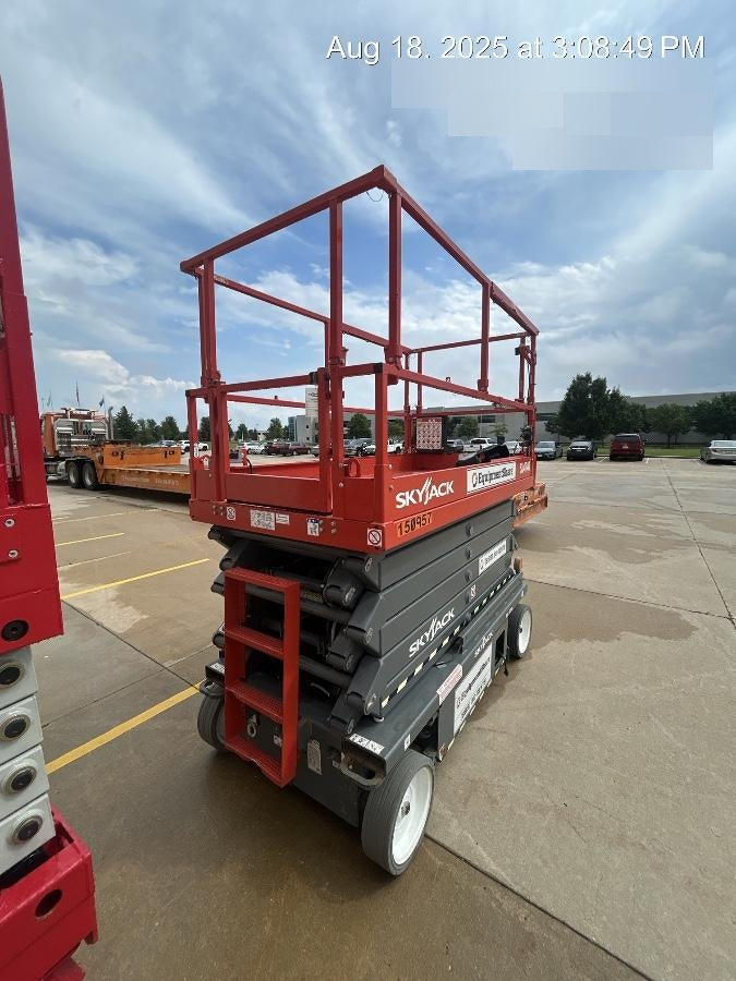 2021 SKYJACK SJ4740