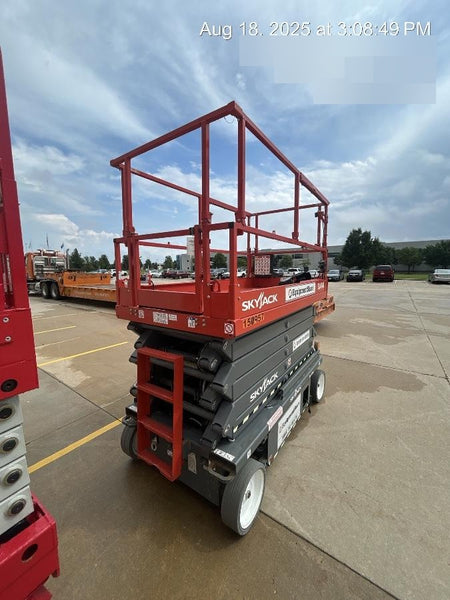 2021 SKYJACK SJ4740