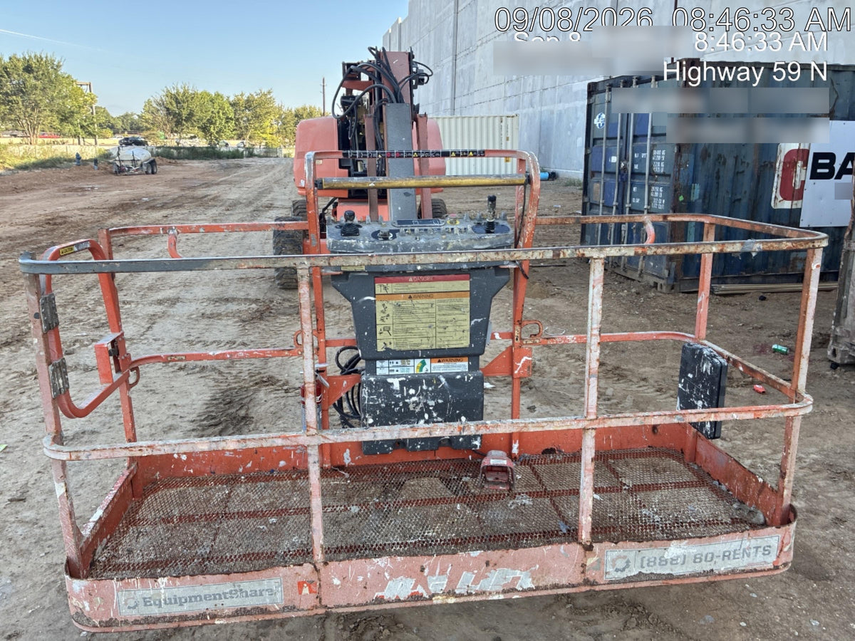 2019 JLG 660SJ