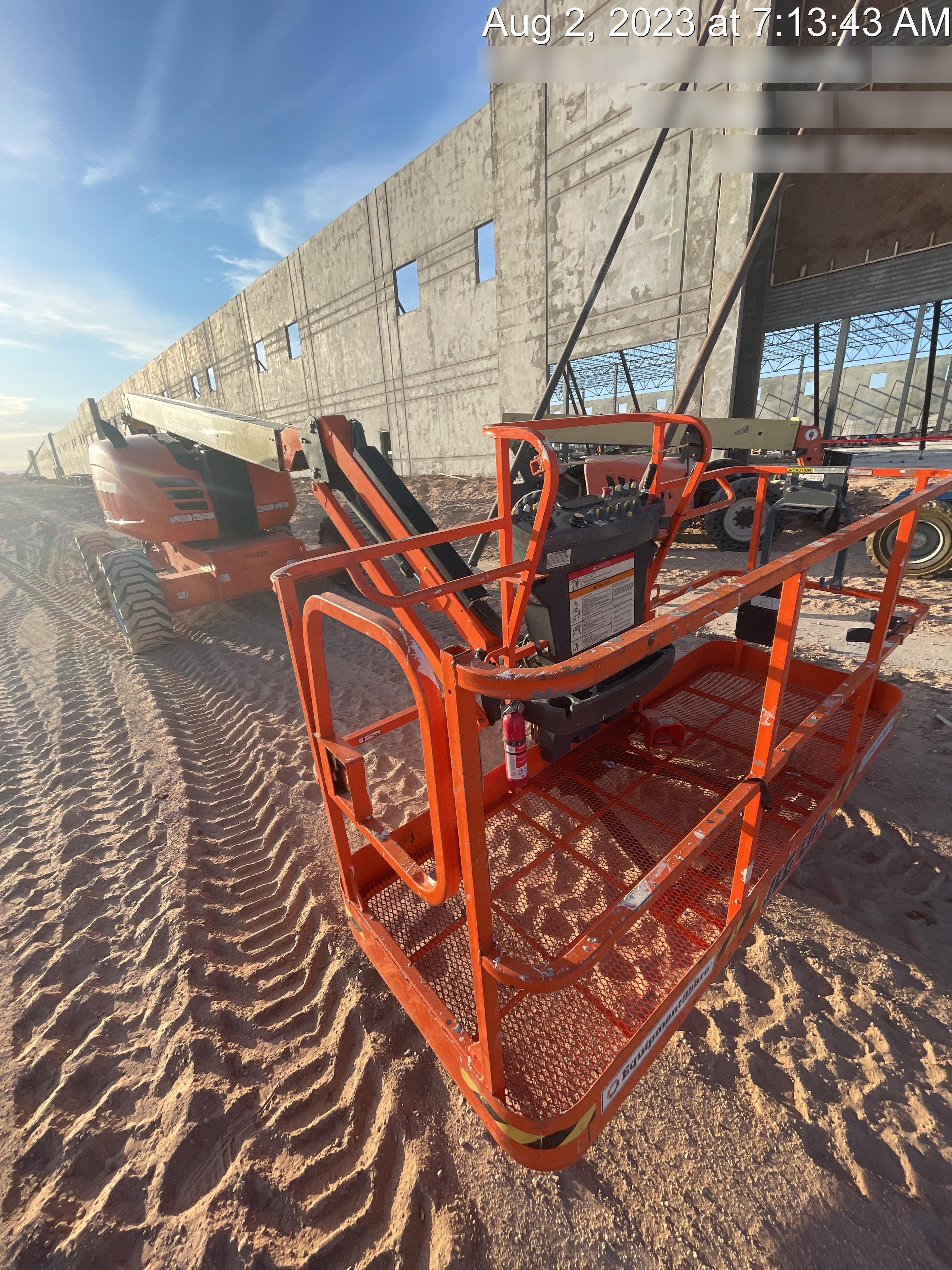 2021 JLG 600AJ