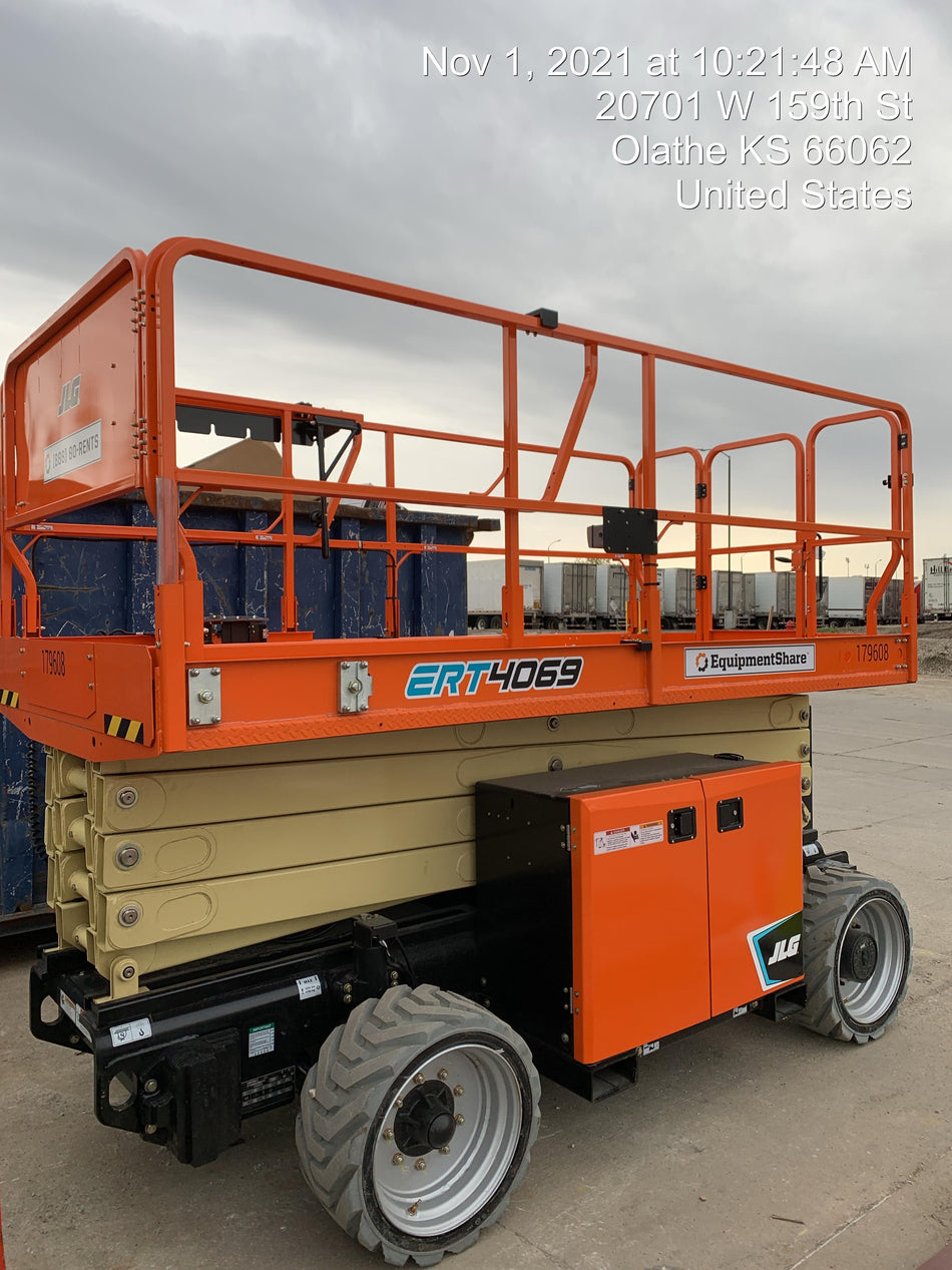 2021 JLG ERT4069