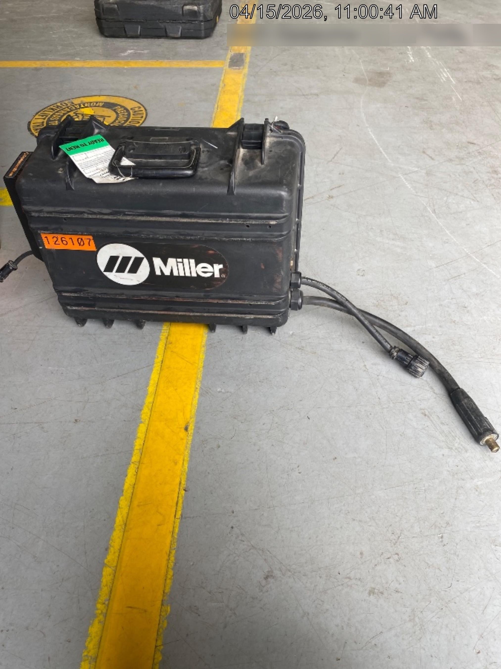 2021 MILLER ELECTRIC SUITCASE 12RC
