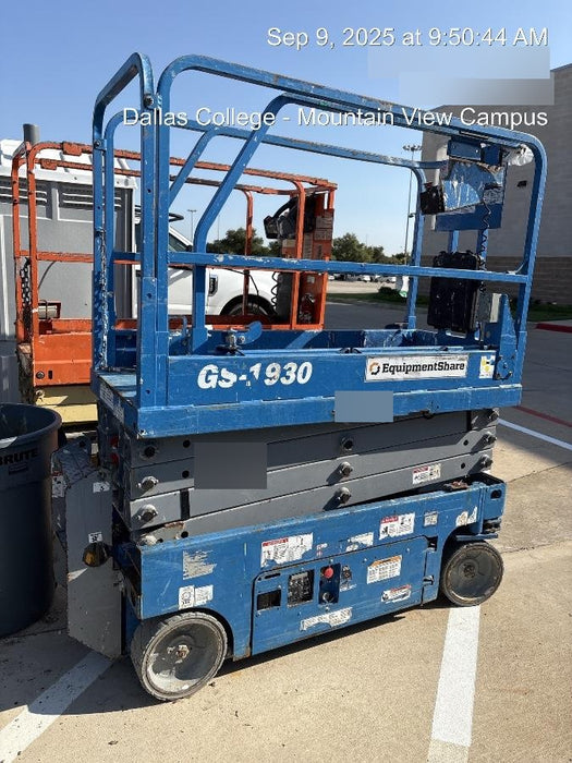 2019 Genie GS-1930 Fixed Rails with Chain Entry