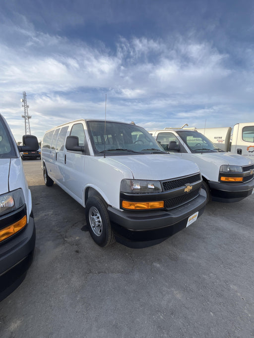 2025 CHEVROLET Express Van - Rental