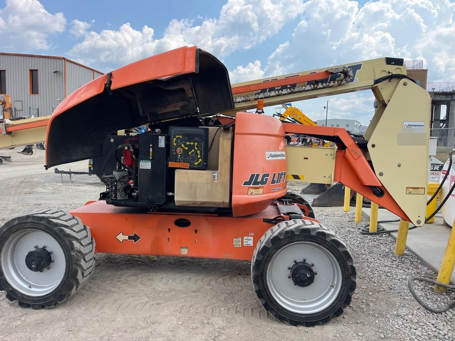 2019 JLG 600AJ