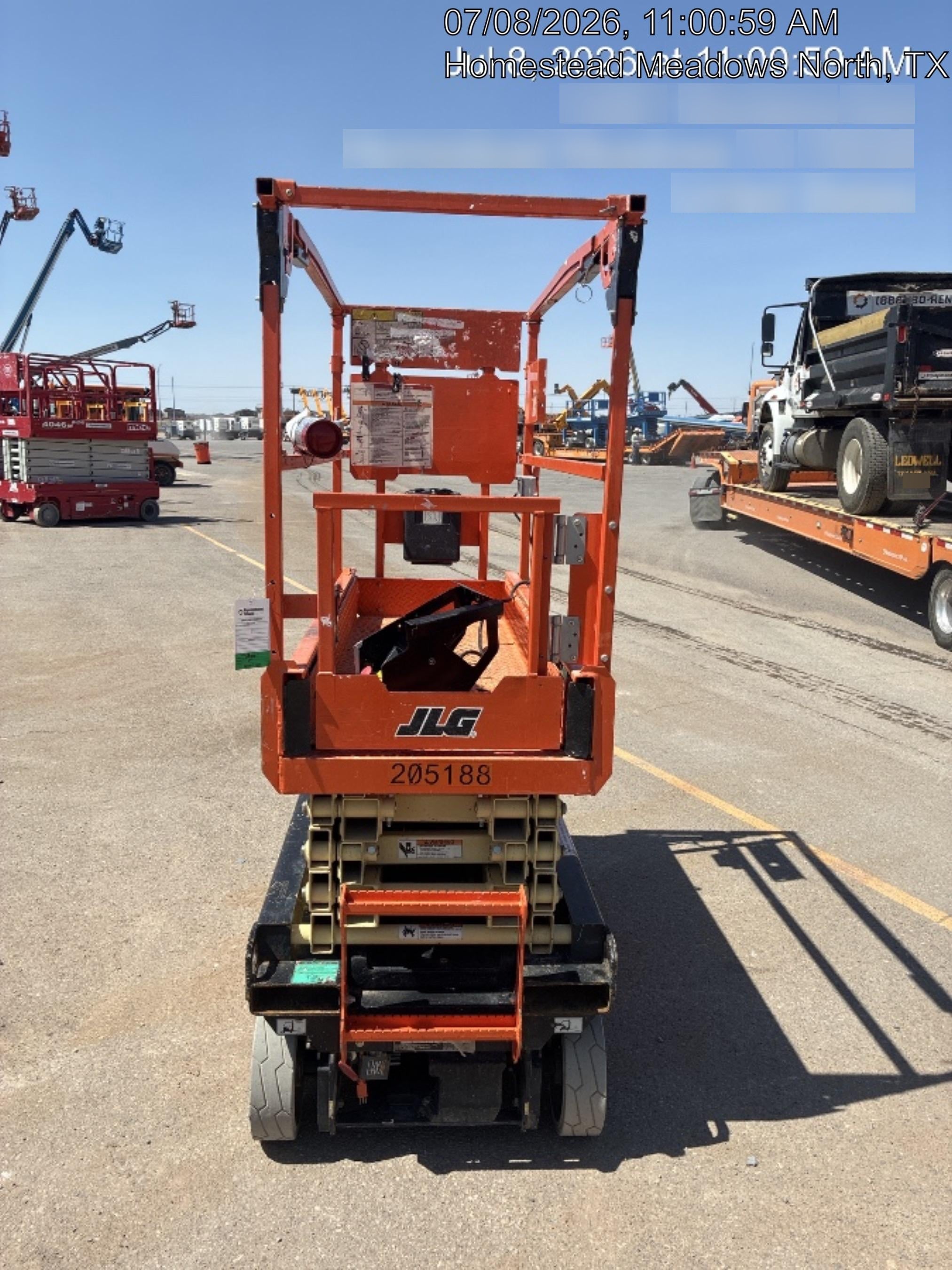2022 JLG ES1932