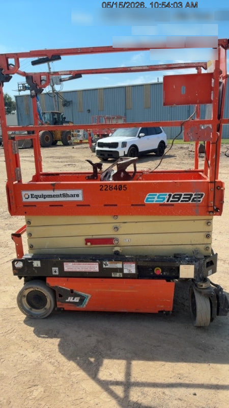 2022 JLG ES1932