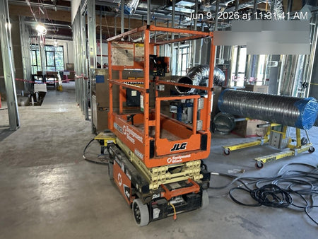 2022 JLG ES1330L