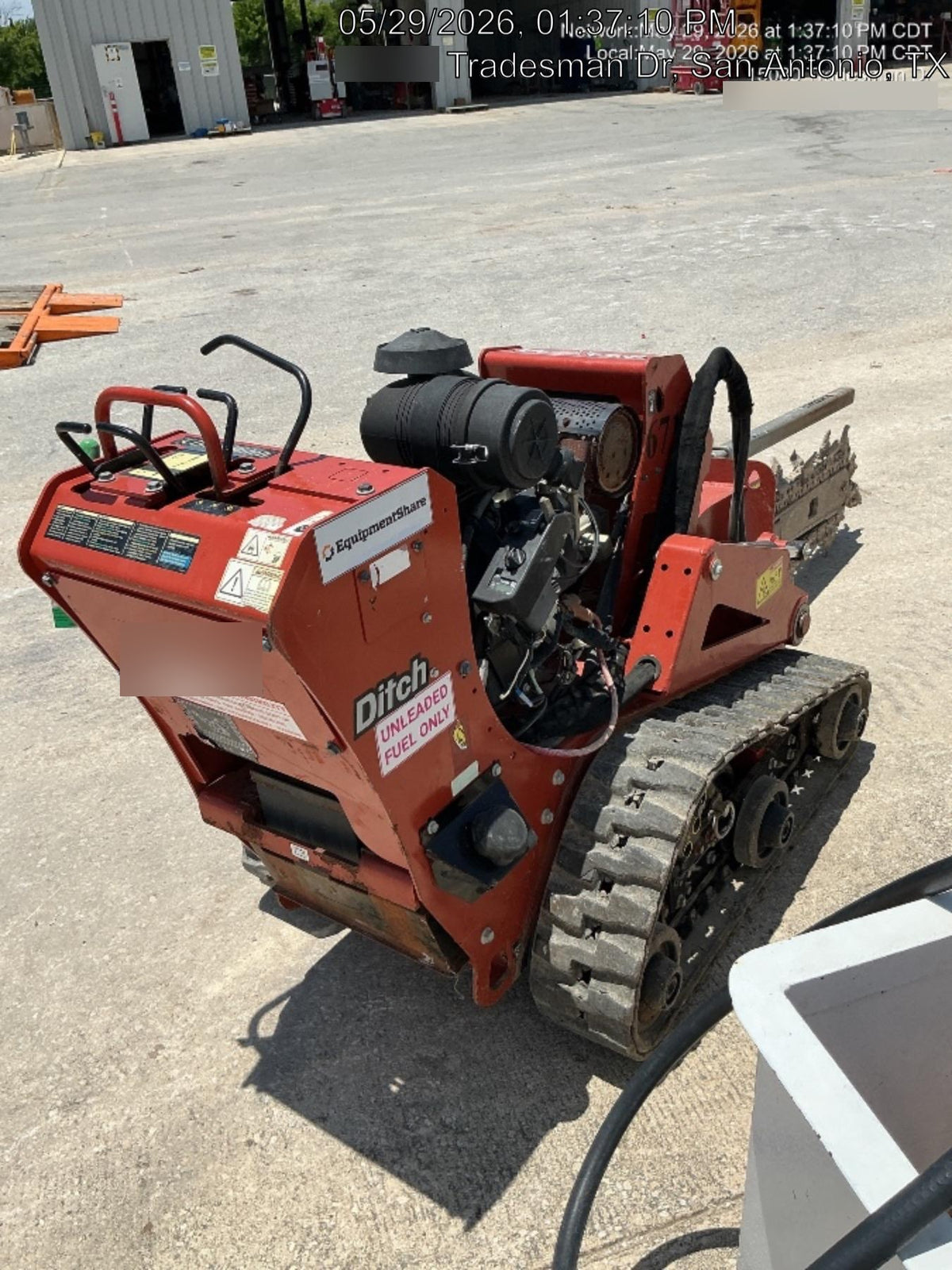 2020 DITCH WITCH C24XA