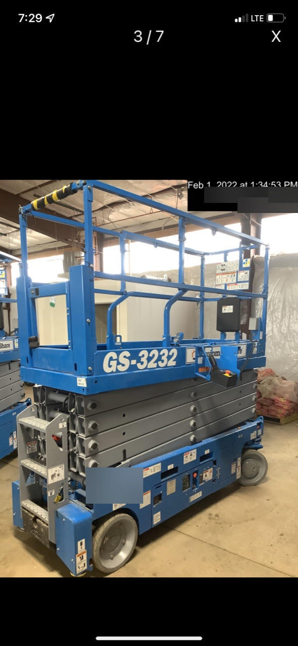 2021 GENIE GS-3232