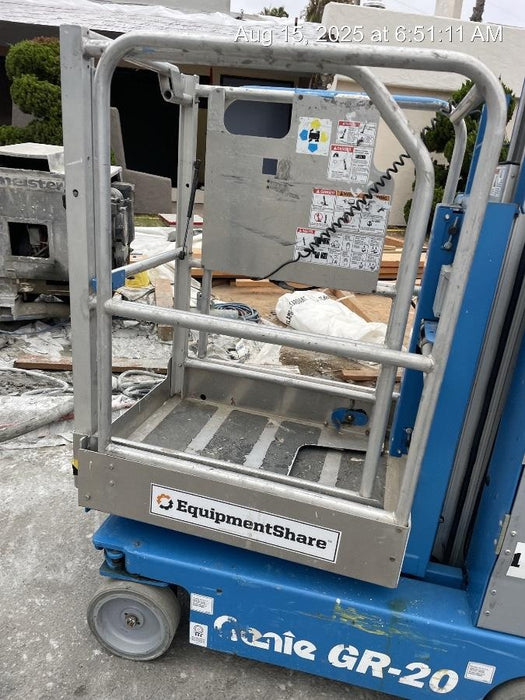 2021 GENIE GR-20