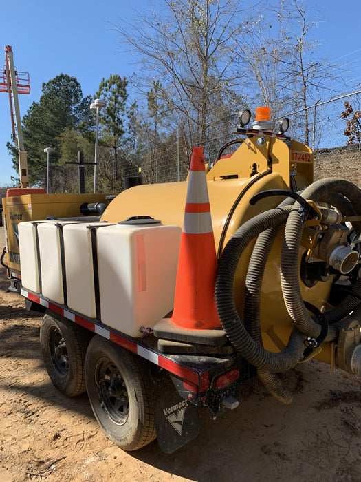 2021 Vac-Tron LP573XDT T4 Koehler Diesel Engine, 500 Gallon Debris Tank, x2 100 Gallon Water Tanks