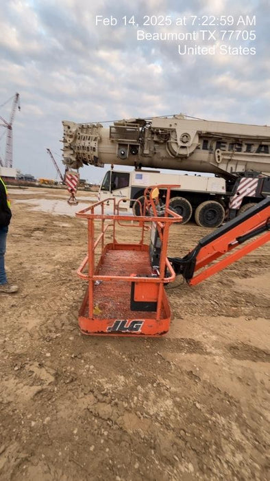 2019 JLG 600AJ
