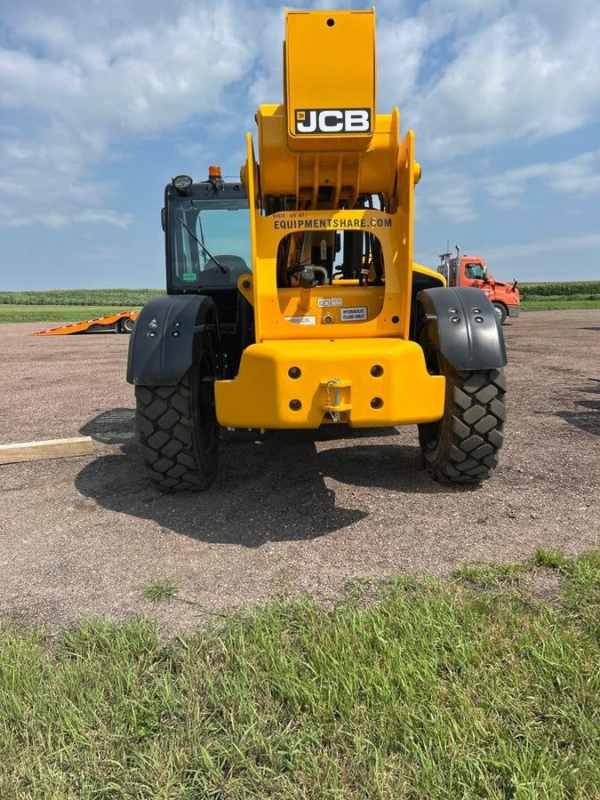 2025 JCB 510-56