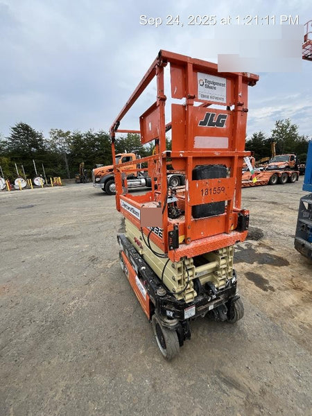 2021 JLG ES1932
