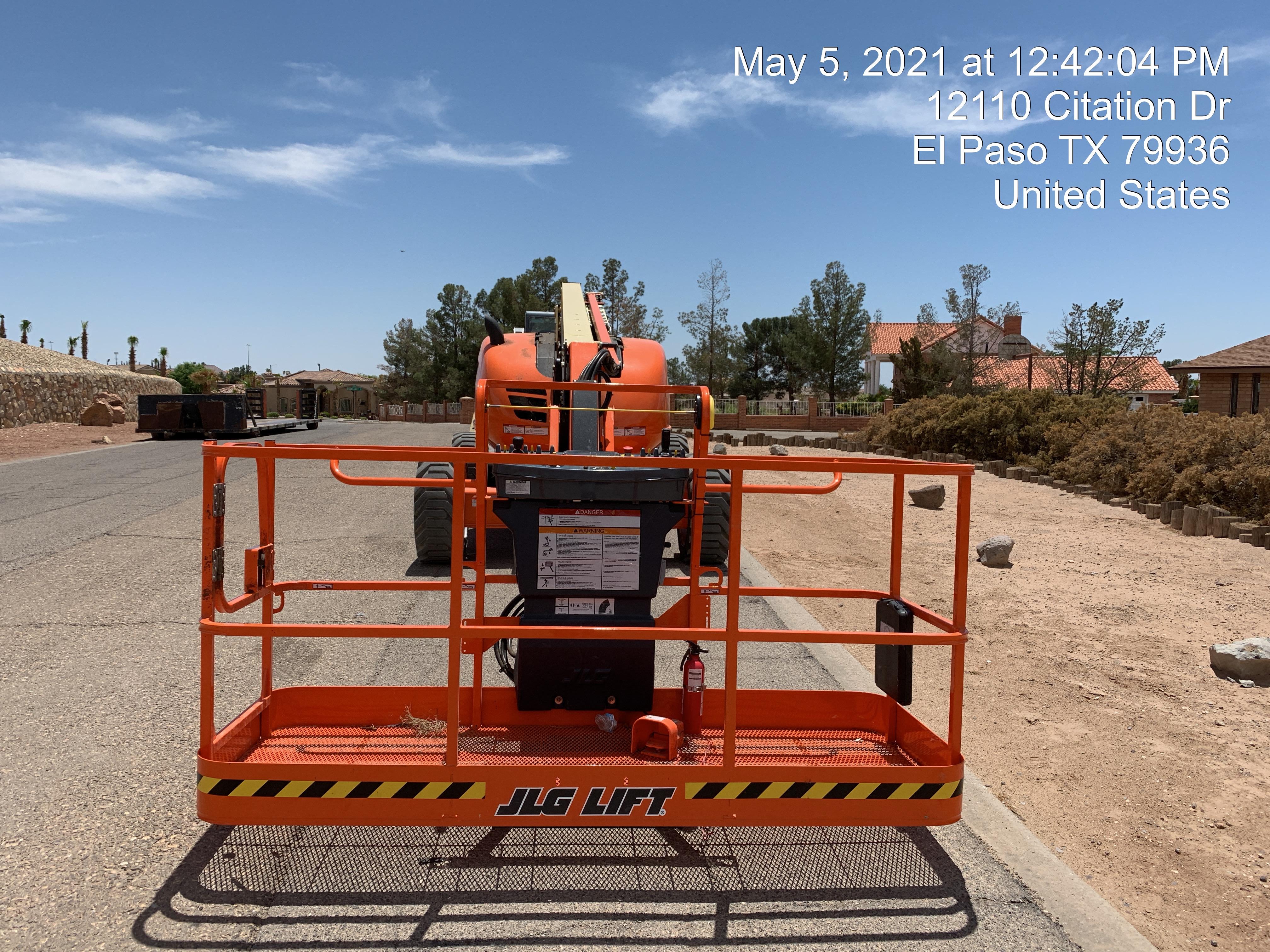 2021 JLG 600AJ