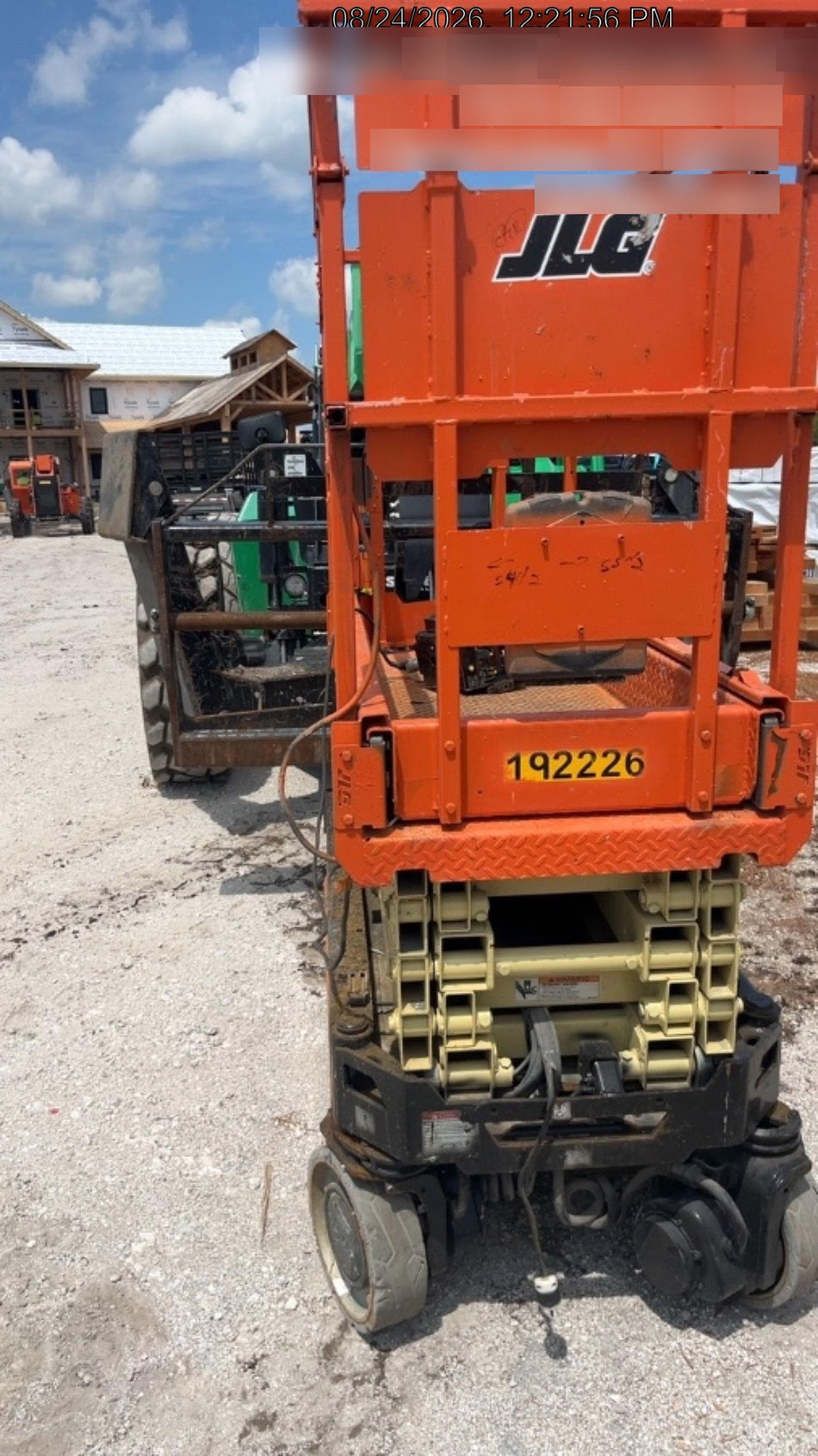 2021 JLG ES1932