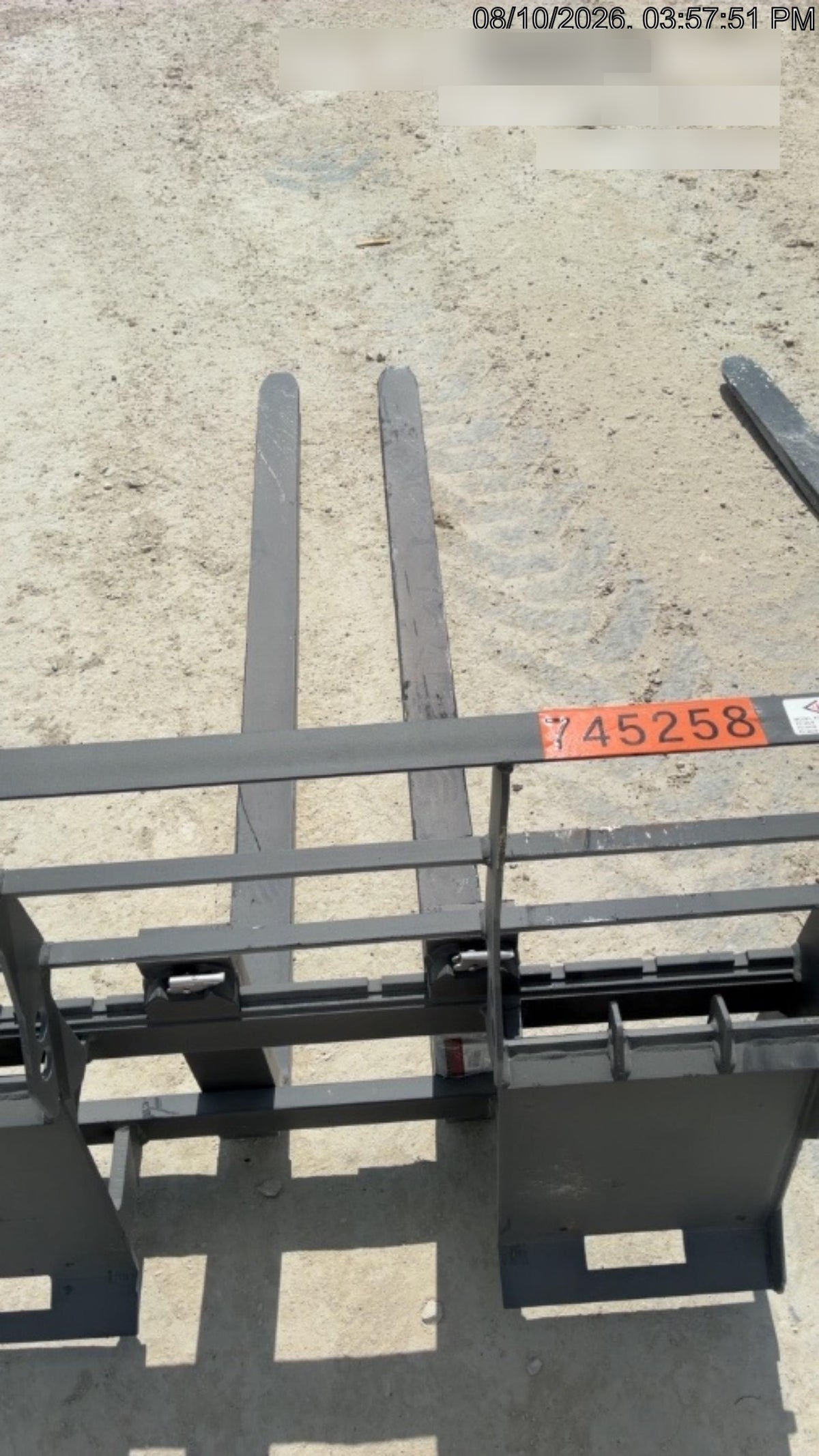 2026 ARROW MATERIAL HANDLING 48" Pallet Forks - Arrow