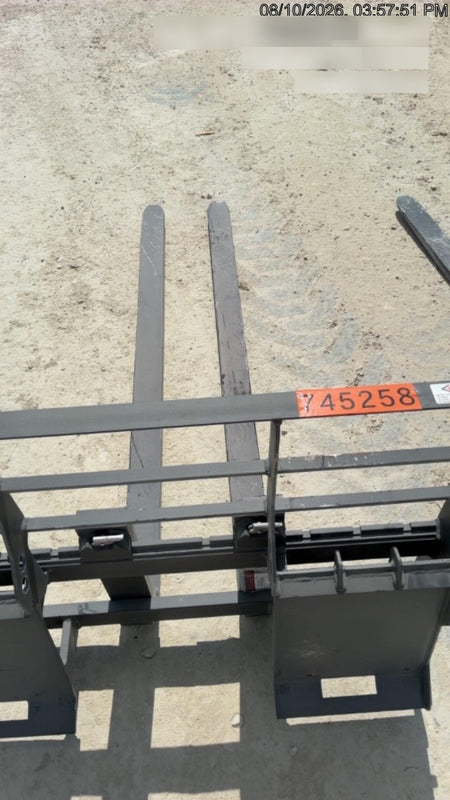 2026 ARROW MATERIAL HANDLING 48" Pallet Forks - Arrow