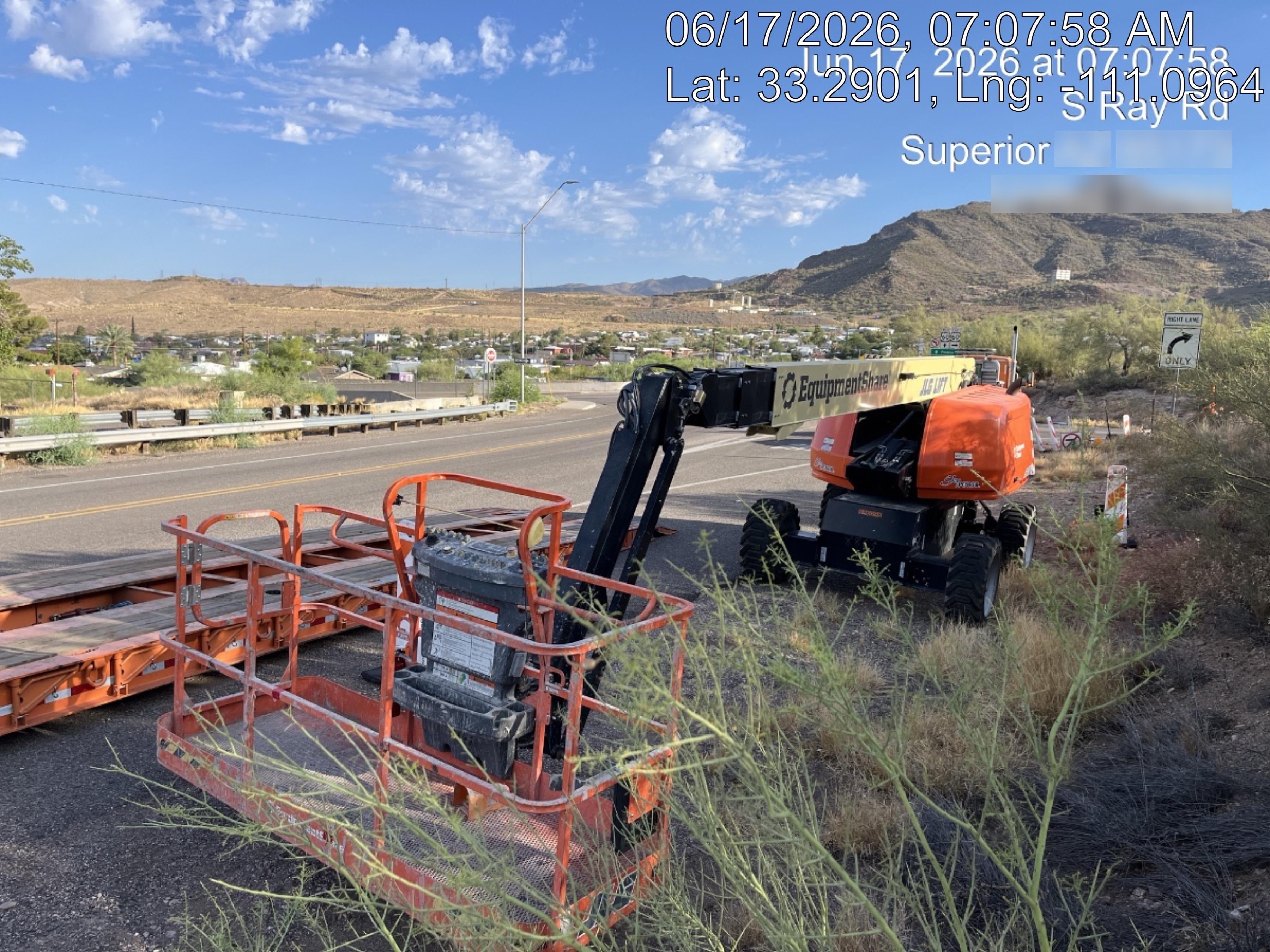 2025 JLG 660SJ