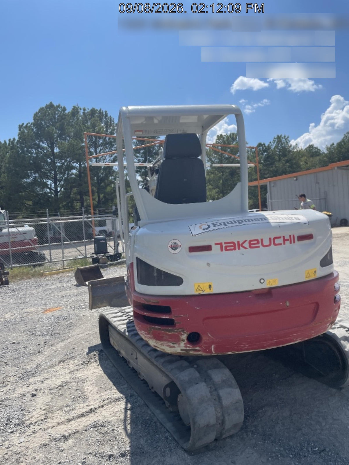 2022 TAKEUCHI TB250-2R