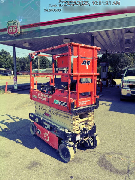 2022 JLG ES1932