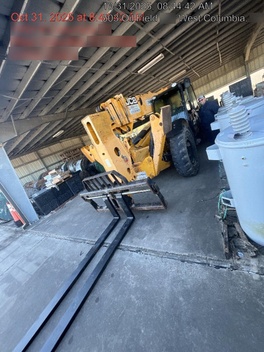 2018 JCB 510-56 JCB 510-56 Telehandler 74 HP w/CAB/HVAC, Beacon, Worklights, Aux Hydraulics, Solid Tires, 60" Carriage/Forks