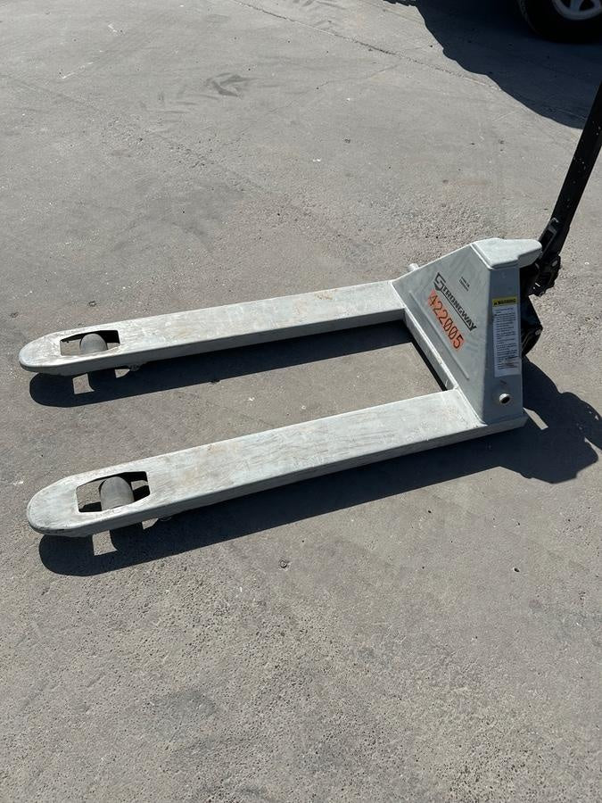 2022 STRONGWAY 4400 lb Pallet Jack