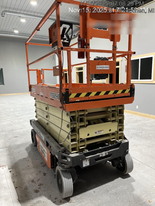 2021 JLG R3246
