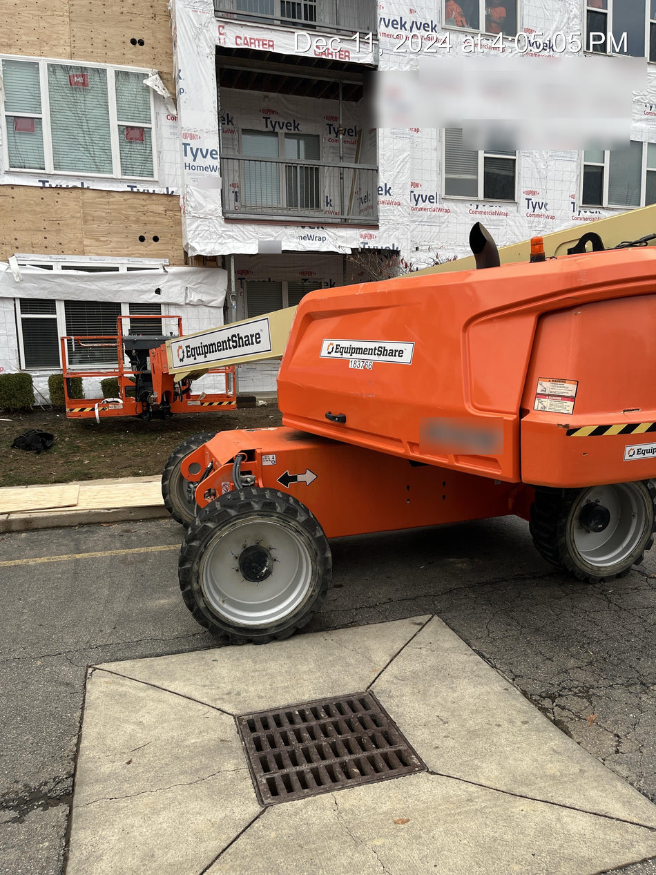 2021 JLG 600S