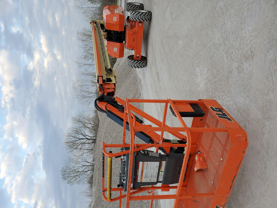 2019 JLG 860SJ