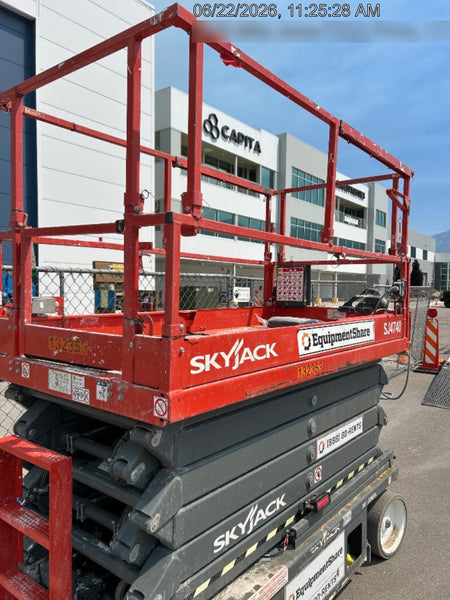 2021 SKYJACK SJ4740