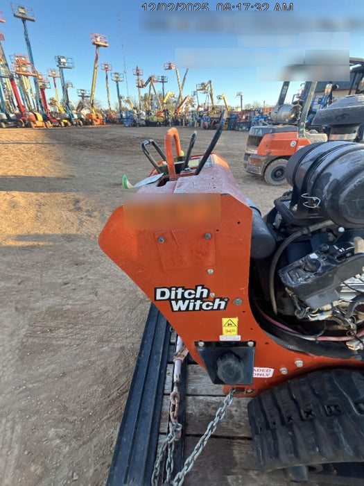 2020 DITCH WITCH C24XA