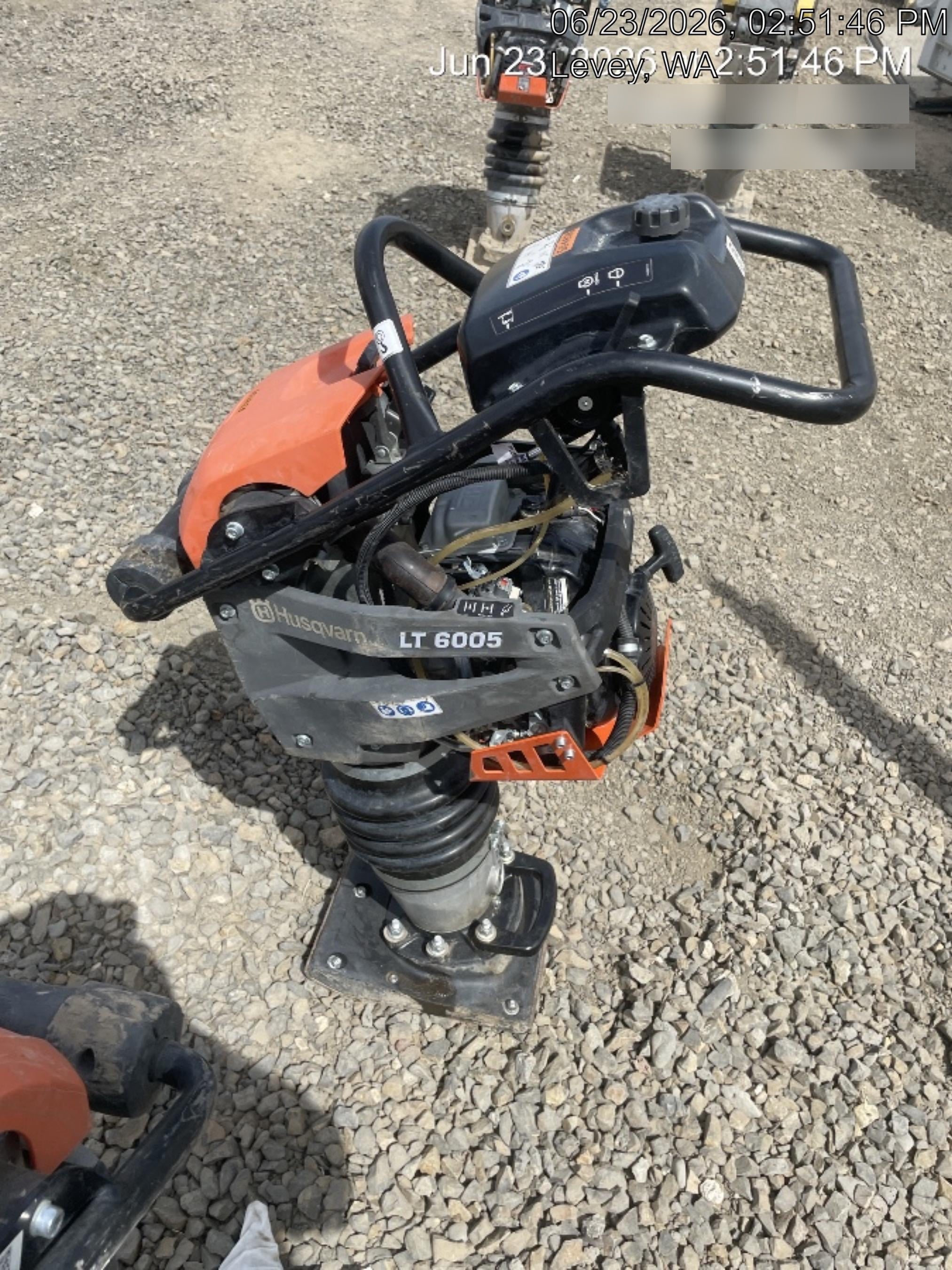 2025 HUSQVARNA LT6005