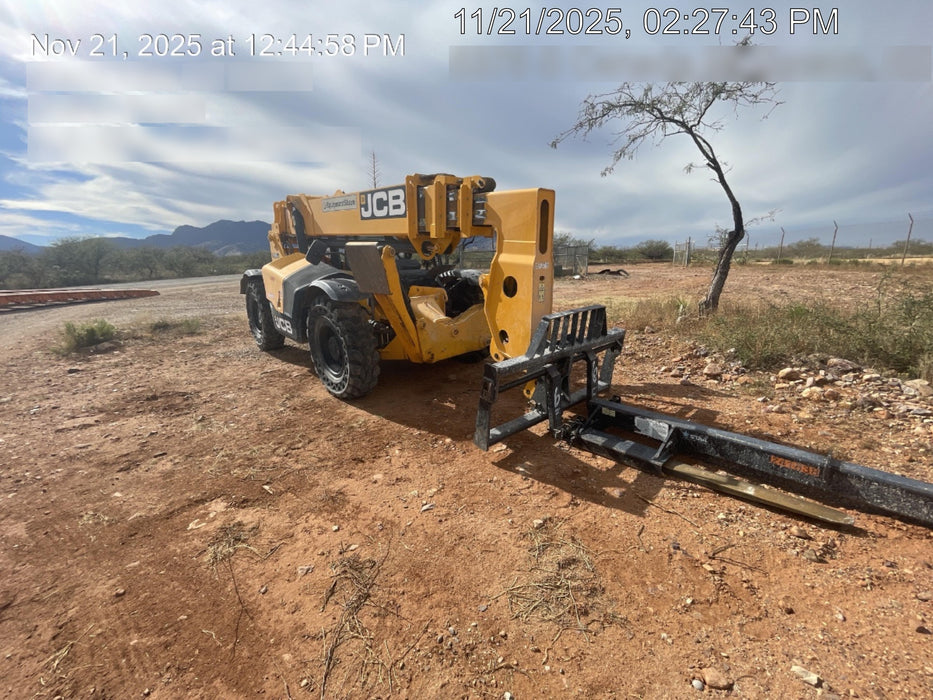 2020 JCB 512-56 Canopy, 74 HP, Solid Tires, STD Worklight, Beacon, Aux Hydraulics, Lifting Eye, Backup Alarm w/66" Carriage, 60" Forks