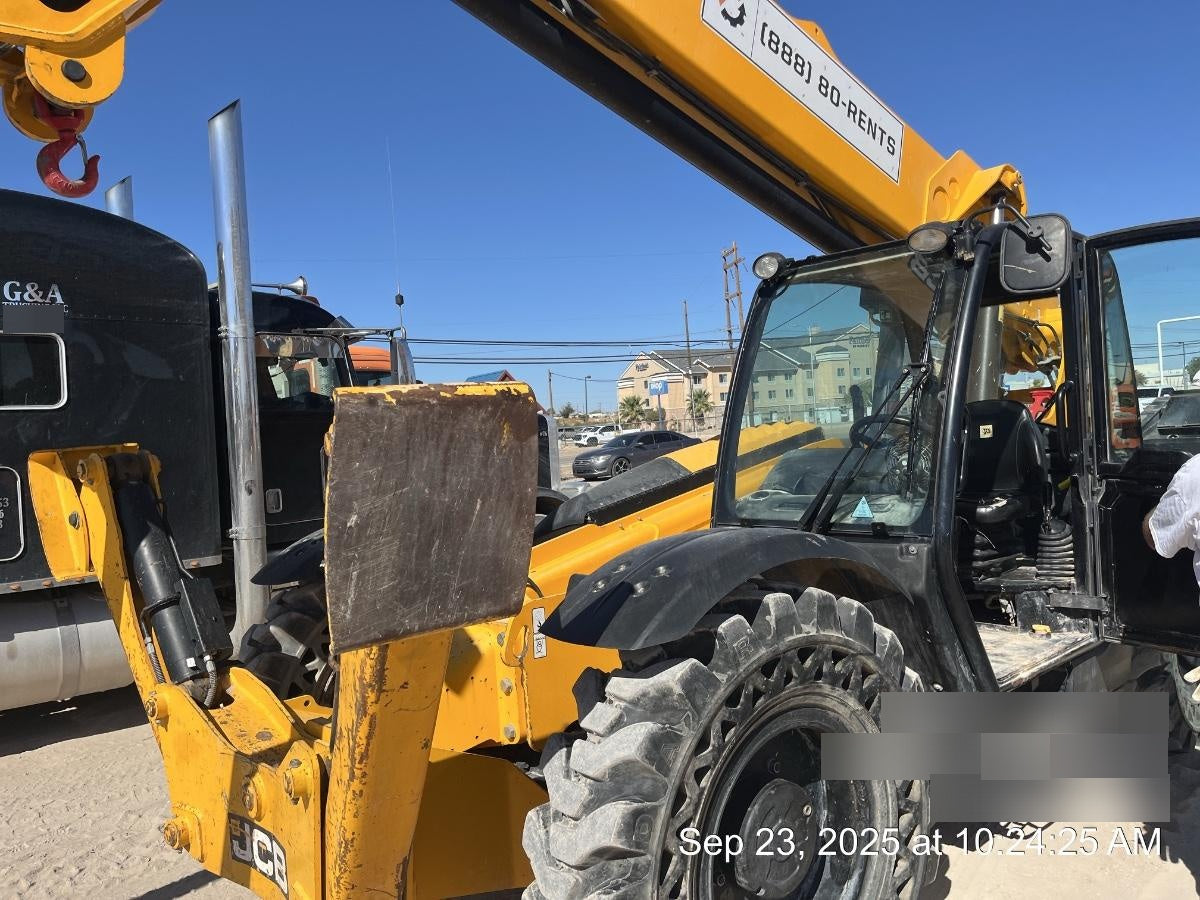 2022 JCB 510-56