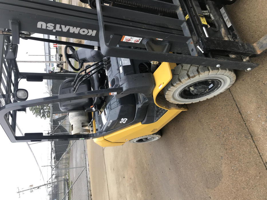 2018 KOMATSU FG25HT-16