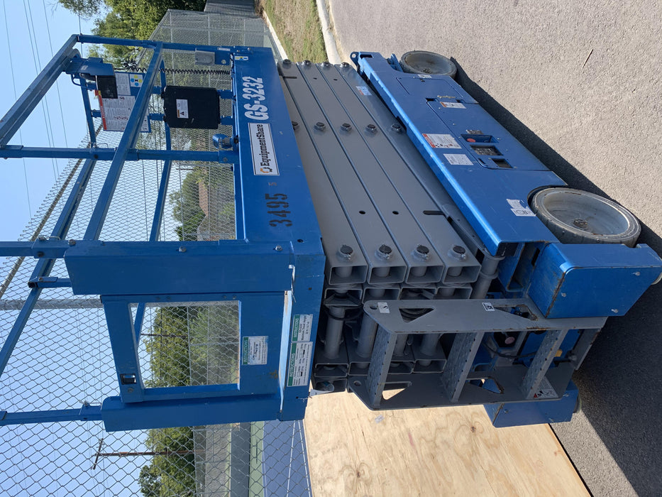 2017 Genie GS-3232 Standard