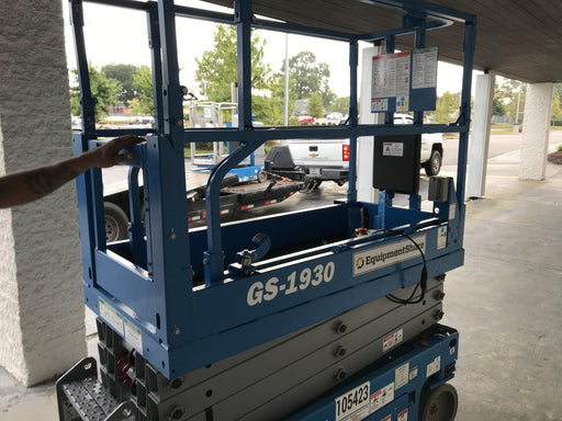 2020 Genie GS-1930 Solid Non Marking Tires, Beacon, Folding rails with half height swing gate