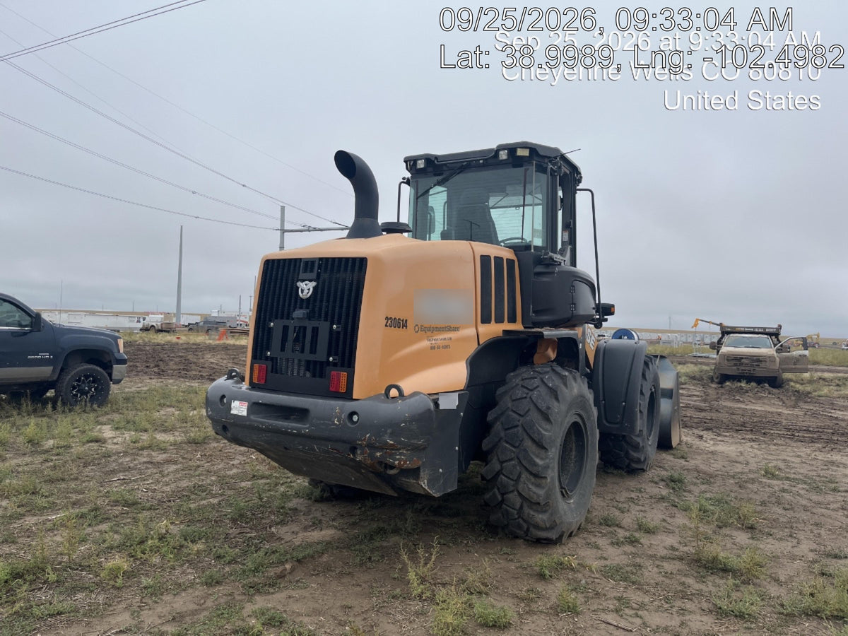 2022 CASE 621G
