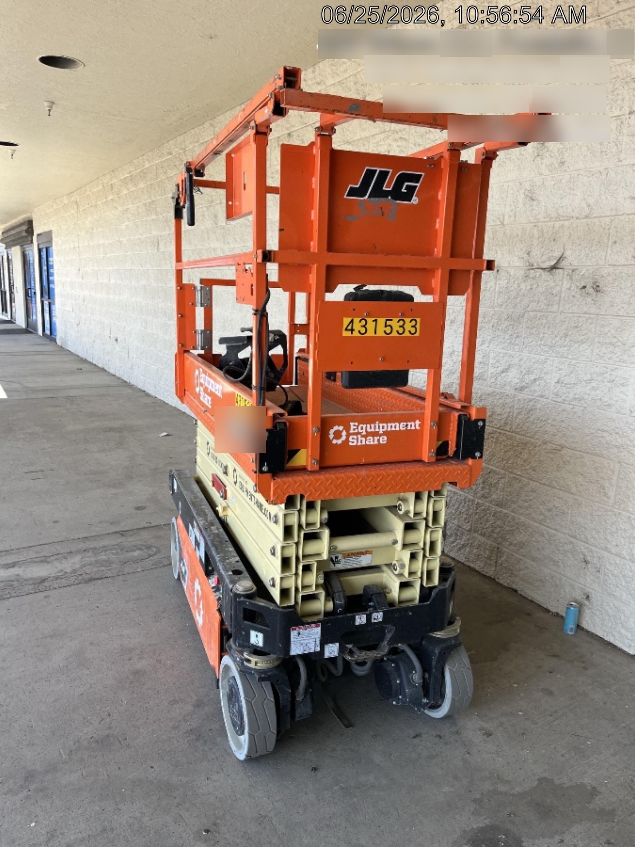 2024 JLG ES1932