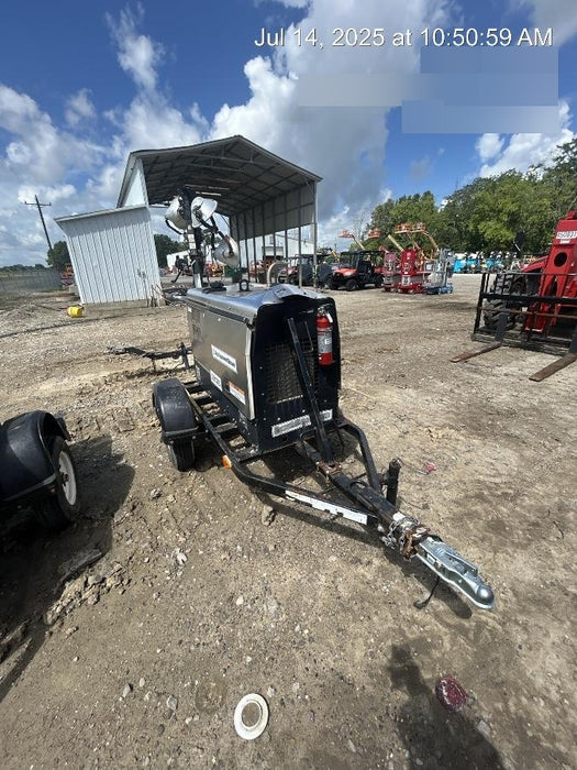 2019 Lincoln Electric Vantage 322 Lincoln Vantage 322 Welder w/Trailer, Light Kit, Cable Rack