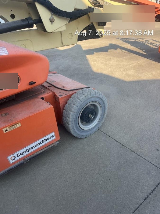 2019 JLG E400AJPN