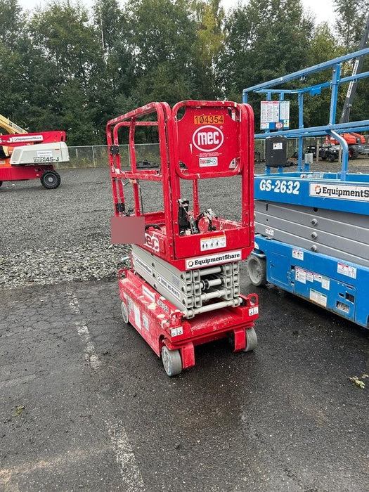 2020 MEC 1330SE Solid NM Tires, Steel Swing out Doors, LCS, Beacon, 900W Inverter