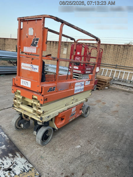 2016 JLG 1930ES