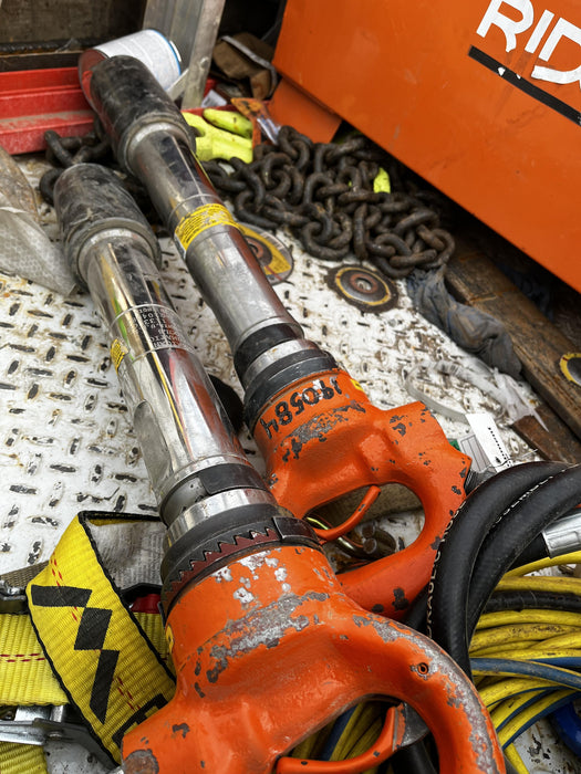 2021 AMERICAN PNEUMATIC TOOL D-handle rivet Buster