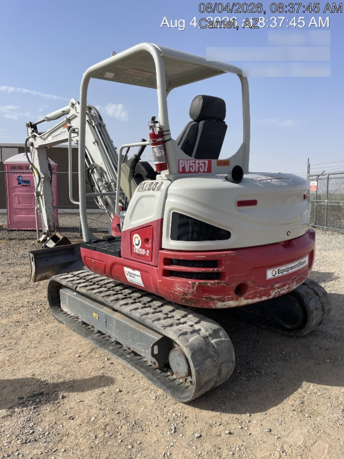 2021 TAKEUCHI TB250-2