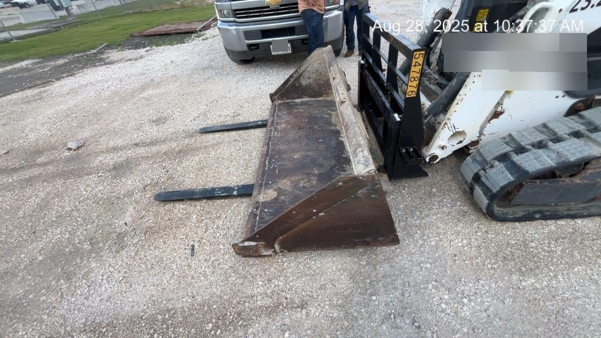 2025 ARROW MATERIAL HANDLING F5100CB - 72"