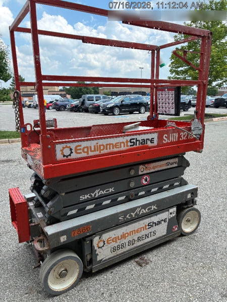 2018 Skyjack SJIII-3219 Skyjack SJIII3219 Scissor Lift w/Trojan Batteries
